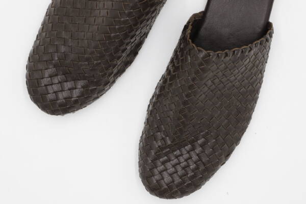 Brown braided leather mules women – handcrafted woven leather slip-ons